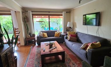 venta casa La Hacienda Causiño Macul, amplia cómoda segura 3 dormitorios 1 escritorio 3 baños