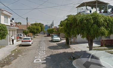 ¡APROVECHA ESTA INCREÍBLE OPORTUNIDAD DE HACER CRECER TU PATRIMONIO! Casa en REMATE BANCARIO Ciudad Guzmán Centro, Zapotlán El Grande, Jalisco