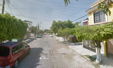¡APROVECHA ESTA INCREÍBLE OPORTUNIDAD DE HACER CRECER TU PATRIMONIO! Casa en REMATE BANCARIO Ciudad Guzmán Centro, Zapotlán El Grande, Jalisco