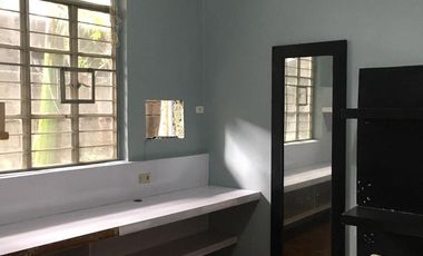 Shaw mandaluyong house and lot in gated street 4 bedrooms house and lot 371 sqm