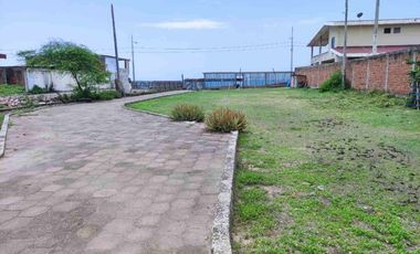 terreno de venta frente al mar en Crucita
