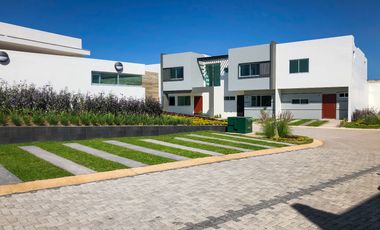 Casa en venta a un lado de Bugambilias, Zapopan