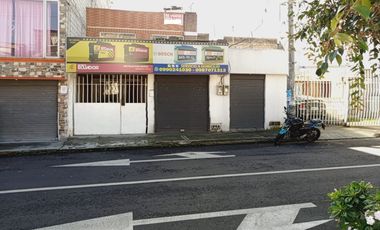 Casa en VENTA, Sector semi-comercial tras el Santa Maria del Terminal Quitumbe, Sur de Quito, Ecuador