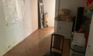 Venta 2 Casas de 1 piso, 2 Departamentos y una Bodega LAS TORRES Monterrey ESQUINA especial para INVERSION (Amplio Terreno con 5 Unidades Rentables)