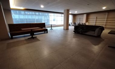 ALQUILO LOCAL DE 5 PISOS EN EL CENTRO HISTORICO EXCELENTE UBICACION – MUY CERCA DE LA PLAZA DE ARMAS- JIRON ICA