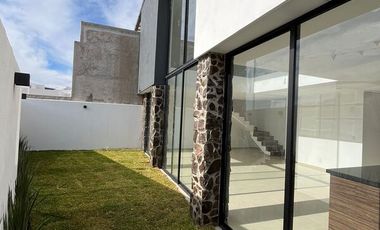 PREVENTA CASA RECÁMARA EN PB EN LOMALTA TRES MARÍA MORELIA CAS_4425 MOR/CM