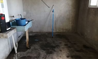 Venta Casa en obra blanca, con terreno, en esquina, todos los servicios.