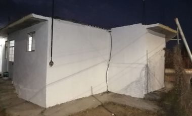 Venta Casa en obra blanca, con terreno, en esquina, todos los servicios.