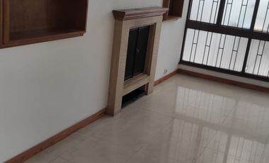 VENDO DIVINA CASA UNIFAMILIAR EN PLENO CORAZÓN DE BOGOTA COLOMBIA.