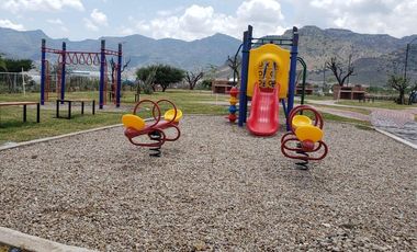 PRECIO SUPER BAJO TERRENO EN ESQUINA PRIMERA ETAPA CIUDAD MADERAS