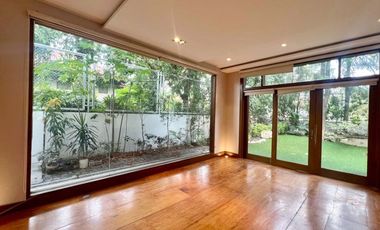 LUXURIOUS AND HOMEY HOUSE FOR SALE IN GREENMEADOWS QUEZON CITY