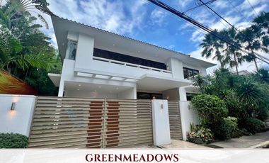 LUXURIOUS AND HOMEY HOUSE FOR SALE IN GREENMEADOWS QUEZON CITY