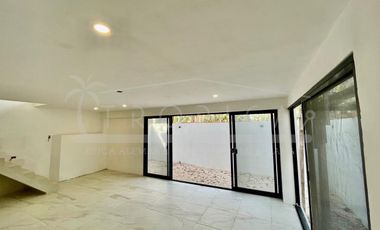 CASA NUEVA DE 2 NIVELES ALDEA UMM A ESTRENAR