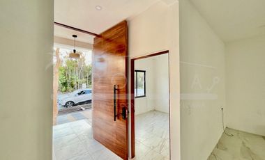 CASA NUEVA DE 2 NIVELES ALDEA UMM A ESTRENAR