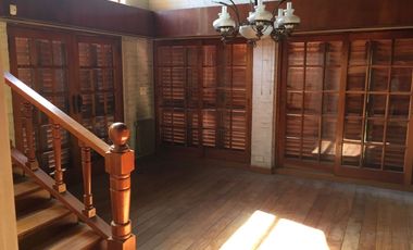 Casa 5 ambientes con cochera en Barrio El progreso