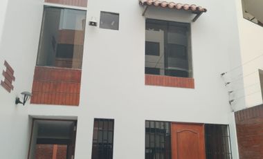 SE VENDE LINDA Y REMODELADA CASA EN LA MEJOR ZONA DE ATE