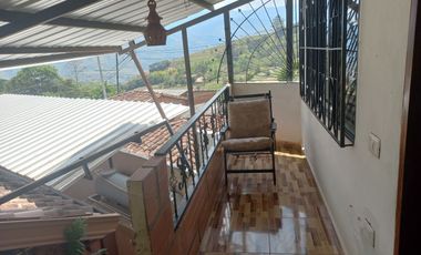 Te vendo esta belleza de  finca con todos los juguetes 