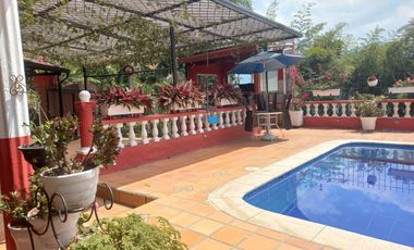Te vendo esta belleza de  finca con todos los juguetes 