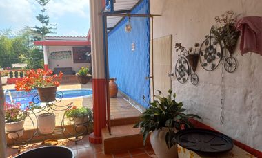 Te vendo esta belleza de  finca con todos los juguetes 