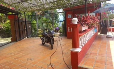 Te vendo esta belleza de  finca con todos los juguetes 
