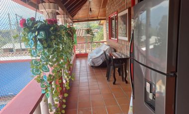 Te vendo esta belleza de  finca con todos los juguetes 