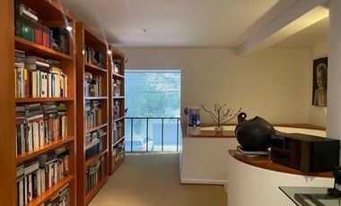 CASA EN VENTA EN SAN ISIDRO CON GRAN JARDIN