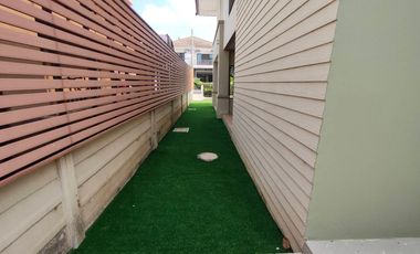 Quick sale!!! 2-story detached house, Baan Kritsana Rama 5 - Kanchanaphisek, next to the main road, 4 bedrooms, 3 bathrooms, the house is at the edge,