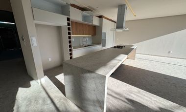 CASA EN VENTA ATRAS DE COTSCO