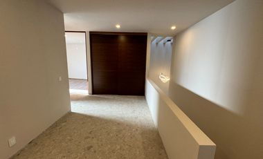 CASA EN VENTA ATRAS DE COTSCO