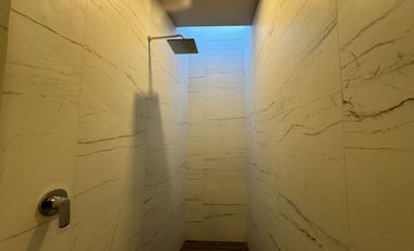 CASA EN VENTA ATRAS DE COTSCO