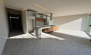 CASA EN VENTA ATRAS DE COTSCO