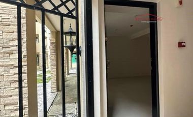 Condo Unit for sale! VALENZA MANSIONS,by Crown Asia.,Sta Rosa City, Laguna.