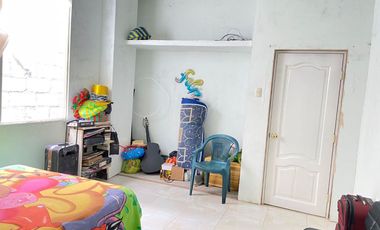Casa en venta en urbanización privada Zhara