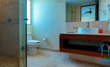 Oportunidad por Otis. Departamento de playa con vista frontal al mar