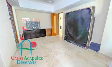 Oportunidad por Otis. Departamento de playa con vista frontal al mar