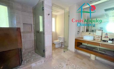 Oportunidad por Otis. Departamento de playa con vista frontal al mar