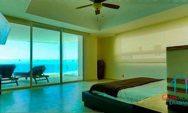 Oportunidad por Otis. Departamento de playa con vista frontal al mar