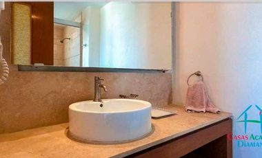 Oportunidad por Otis. Departamento de playa con vista frontal al mar