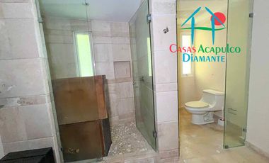 Oportunidad por Otis. Departamento de playa con vista frontal al mar