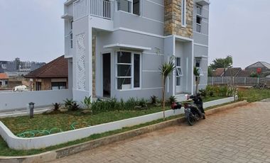 Rumah Ready Dekat GDC Depok 2 Lantai Murah Mewah Full Furnished Nego