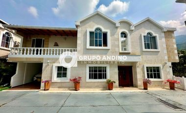 Se Vende Casa en el Condominio Linares del Lago – Bucaramanga.