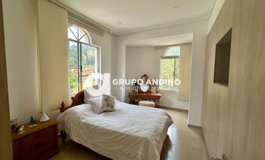 Se Vende Casa en el Condominio Linares del Lago – Bucaramanga.