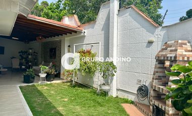 Se Vende Casa en el Condominio Linares del Lago – Bucaramanga.