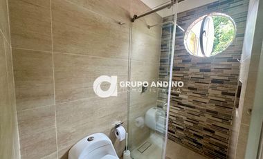 Se Vende Casa en el Condominio Linares del Lago – Bucaramanga.