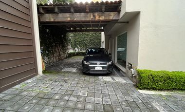 EXCELENTE CASA EN CONDOMINIO MUY BIEN UBICADA