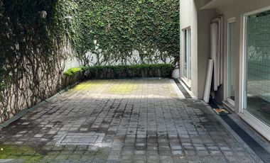 EXCELENTE CASA EN CONDOMINIO MUY BIEN UBICADA