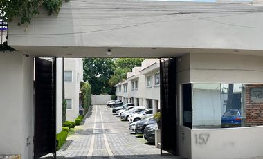 EXCELENTE CASA EN CONDOMINIO MUY BIEN UBICADA