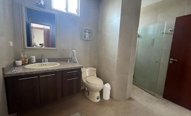 edificio rentero de venta en manta zona norte