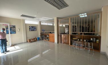 edificio rentero de venta en manta zona norte