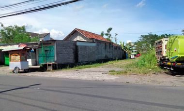 Tanah pekarangan SHM di jl purwomartani kalasan sleman yogyakarta